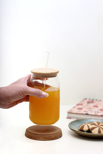 Stylish Glass Tumbler with Wooden Lid (540 ml)